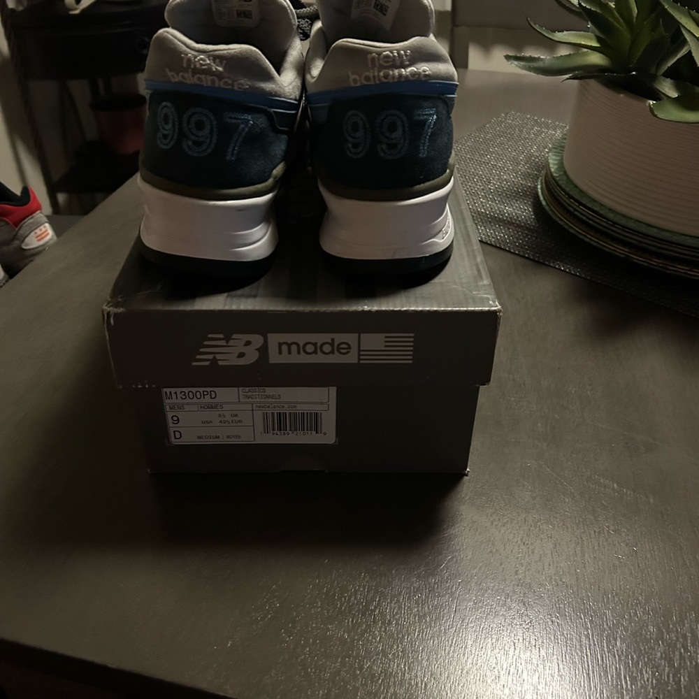 New balance, 997  size 9